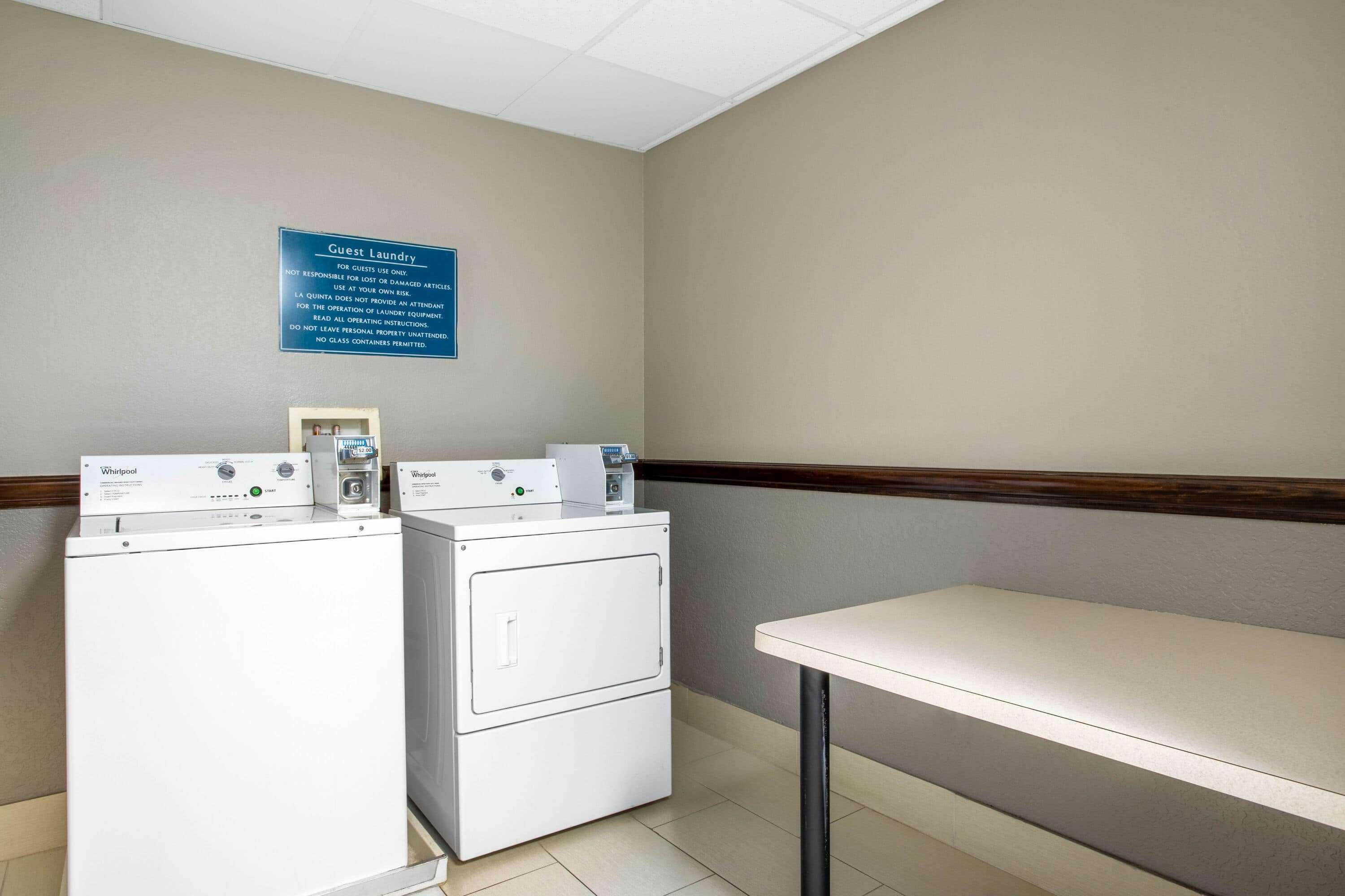 La Quinta By Wyndham Tampa Bay Area-Tampa South Hotel Bagian luar foto