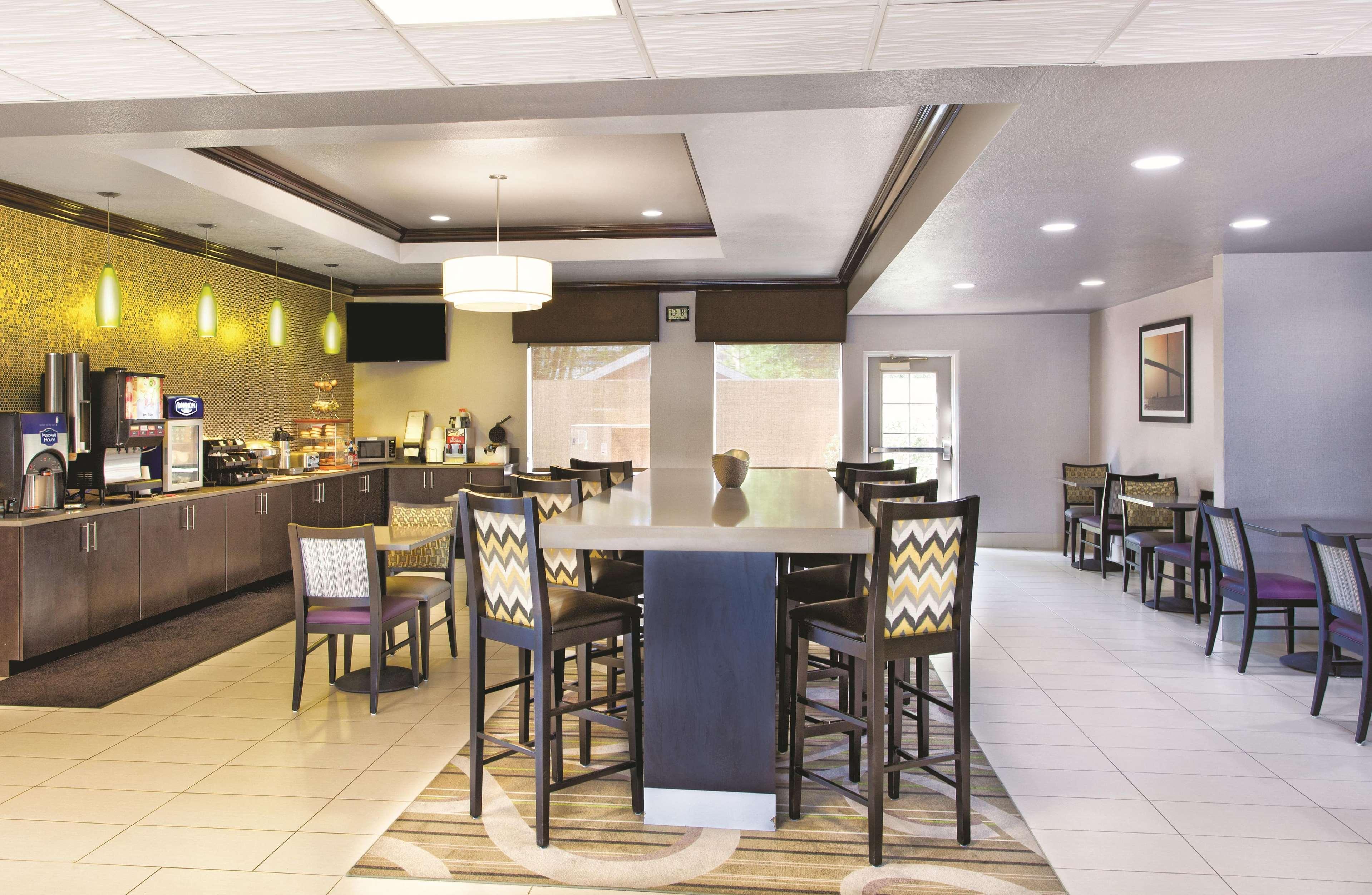La Quinta By Wyndham Tampa Bay Area-Tampa South Hotel Bagian luar foto