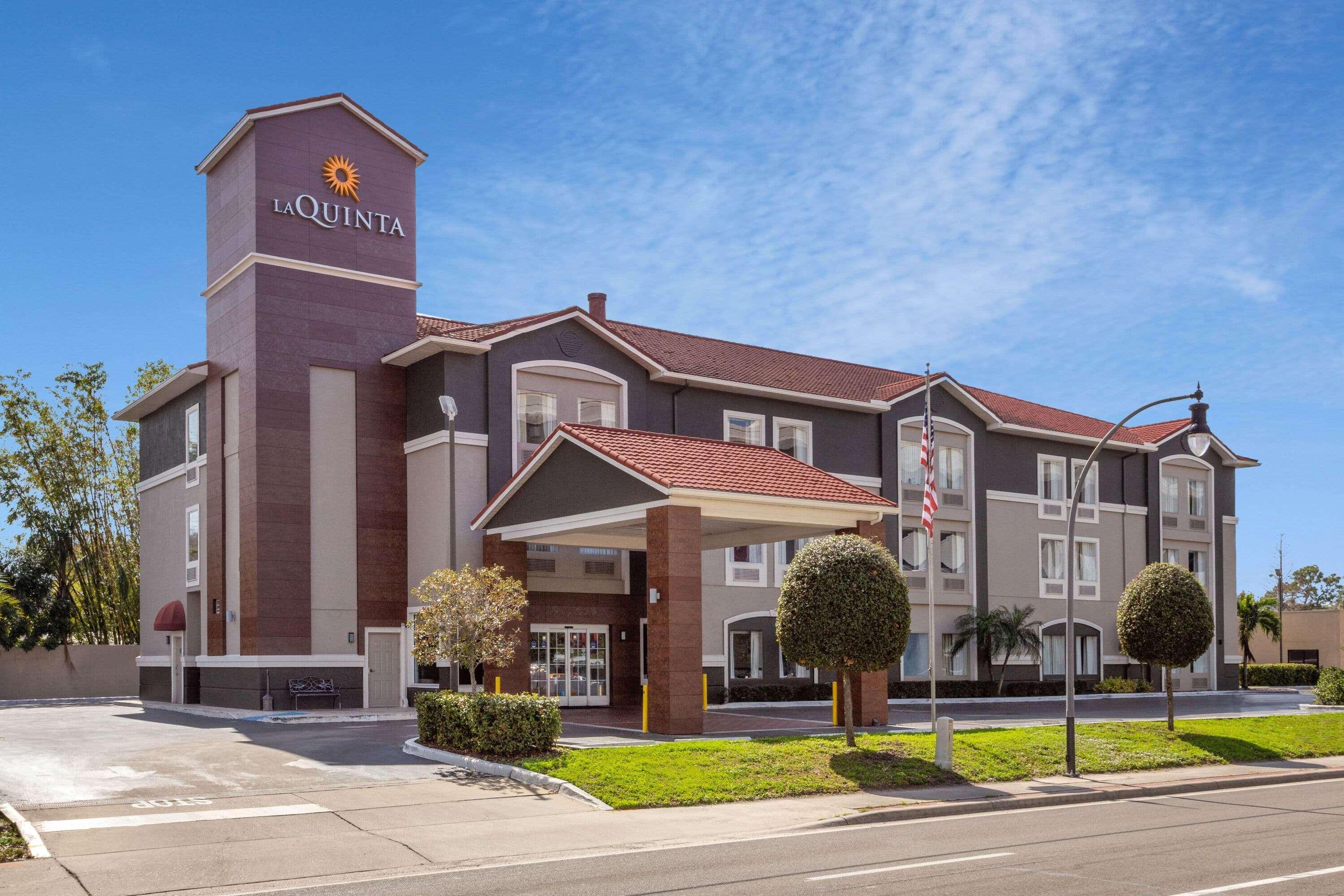 La Quinta By Wyndham Tampa Bay Area-Tampa South Hotel Bagian luar foto