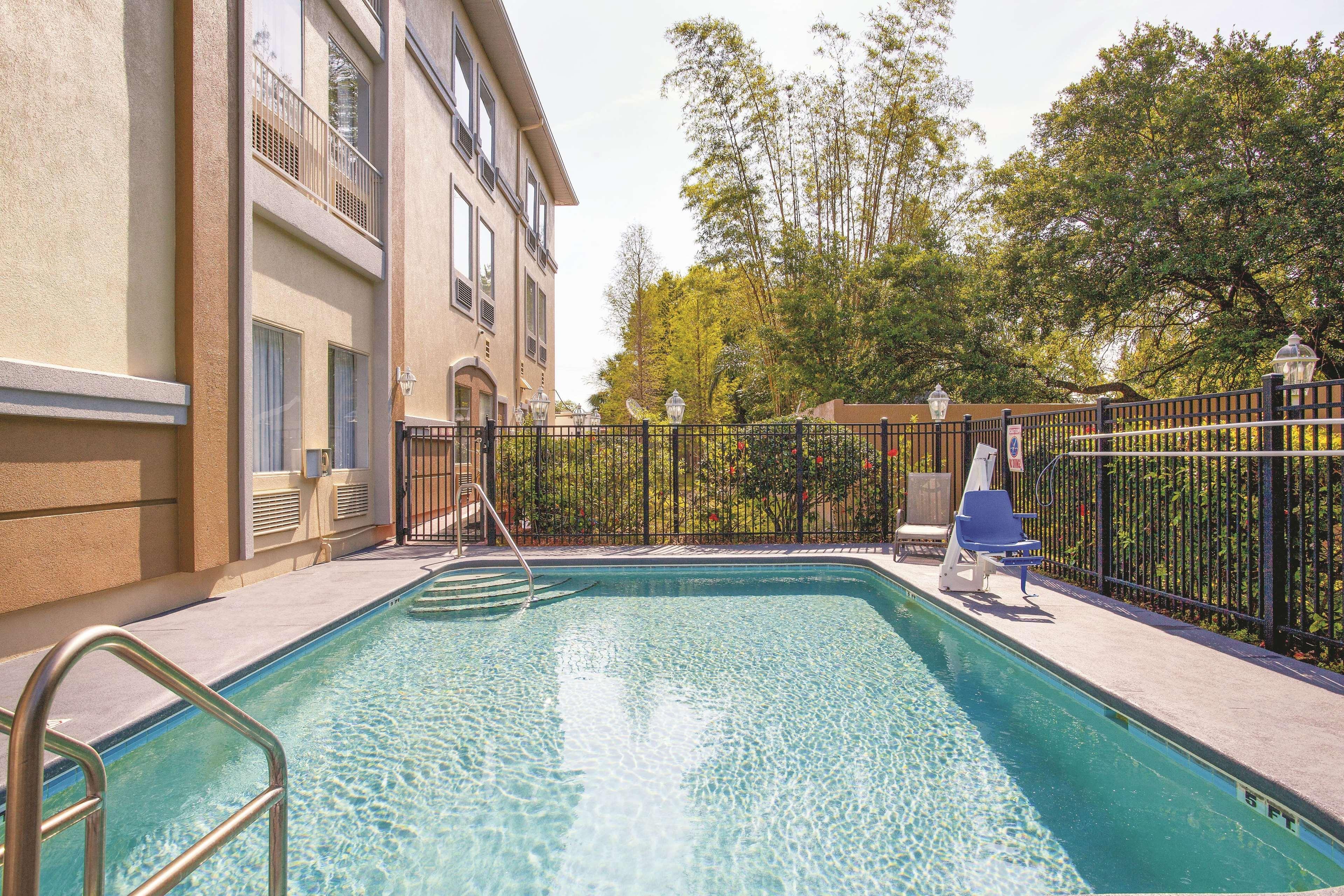 La Quinta By Wyndham Tampa Bay Area-Tampa South Hotel Bagian luar foto