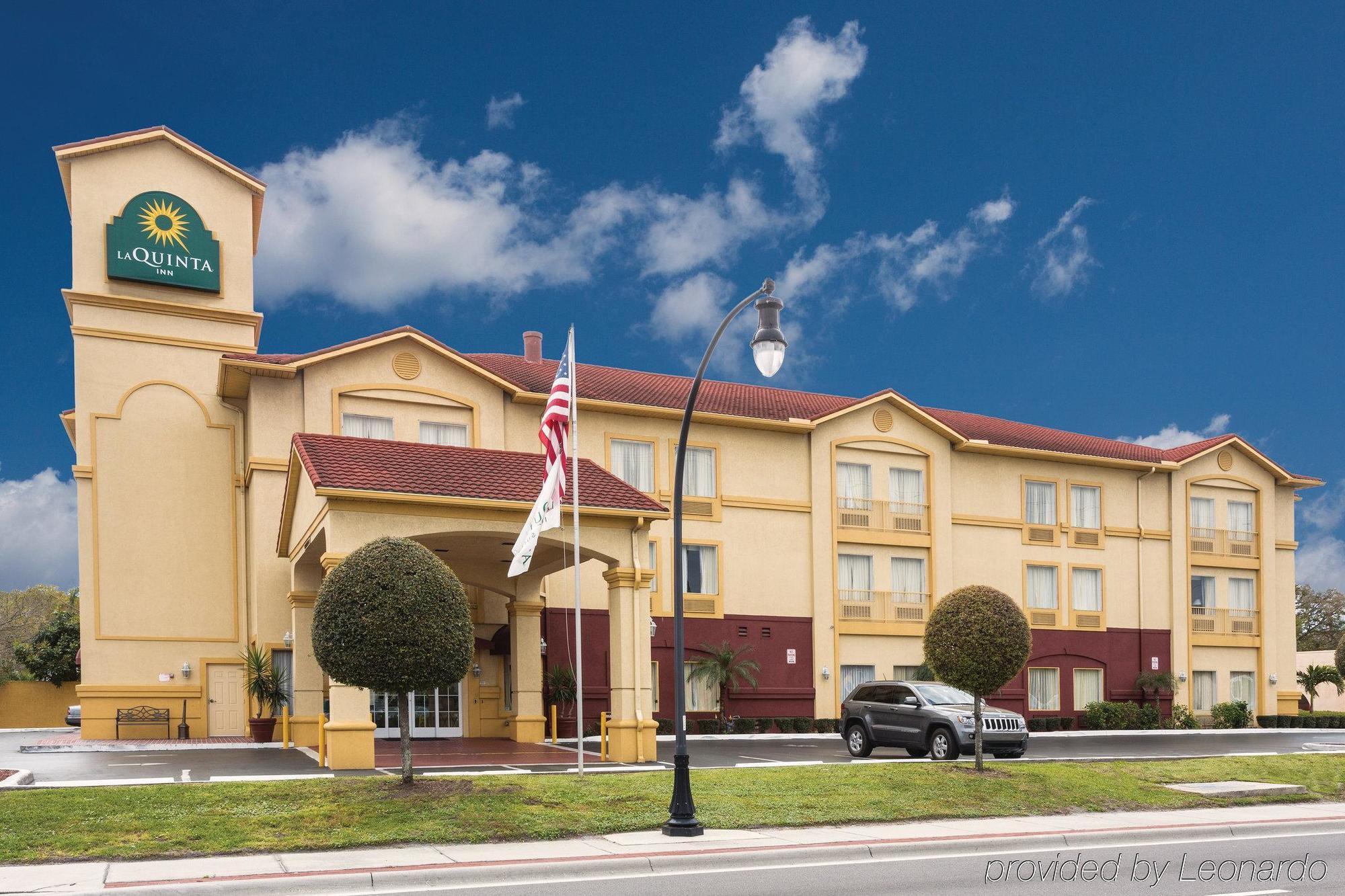 La Quinta By Wyndham Tampa Bay Area-Tampa South Hotel Bagian luar foto
