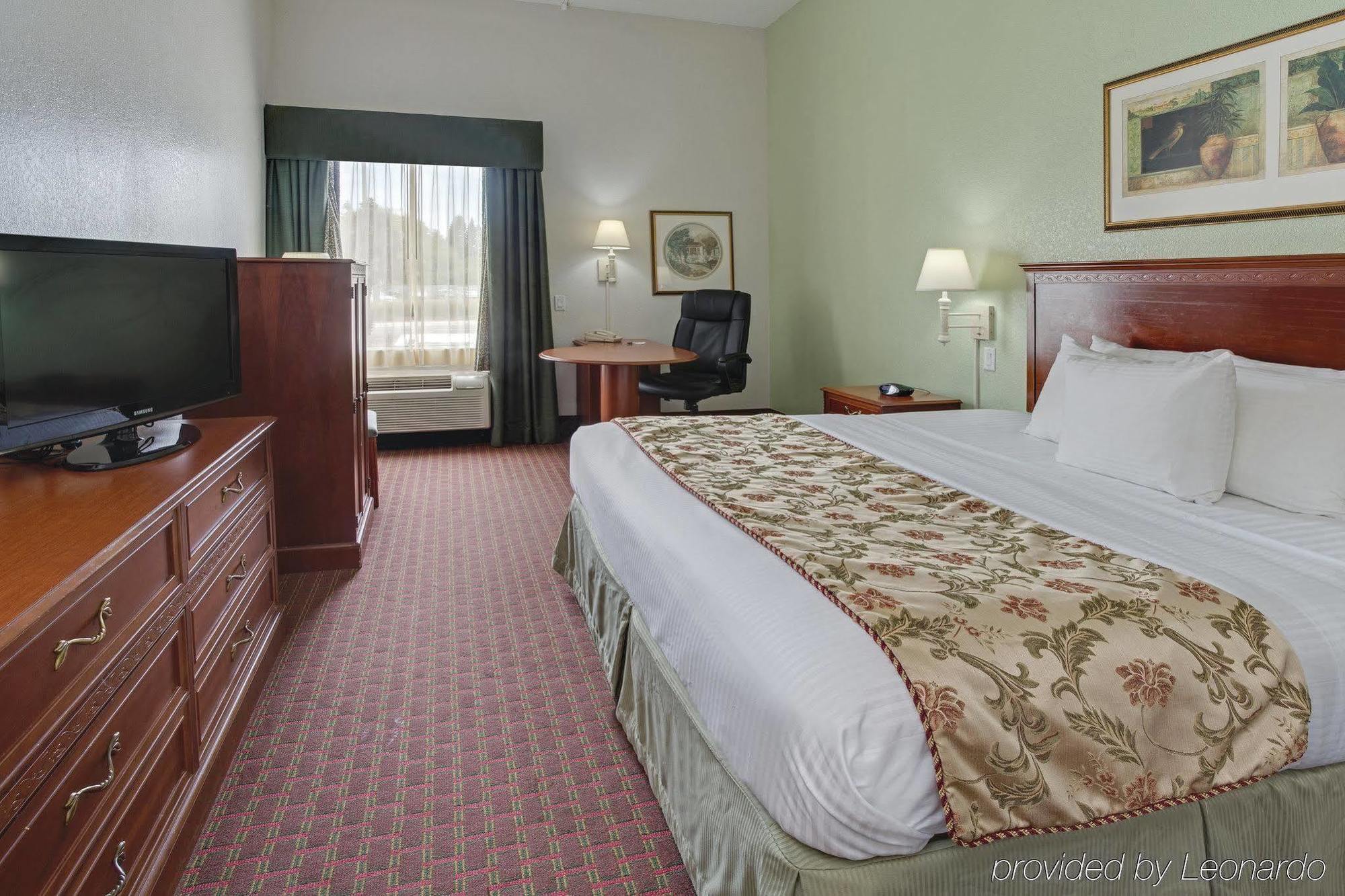 La Quinta By Wyndham Tampa Bay Area-Tampa South Hotel Bagian luar foto